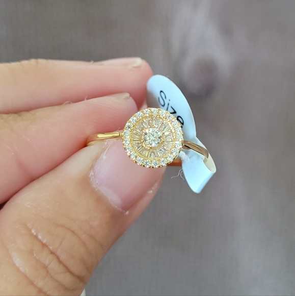 Rachel Zoe Dainty Gold💛 Disc📀 Ring💍 - NWT - Picture 8 of 16